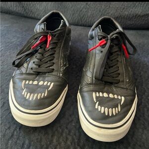 Vans fangs old skool